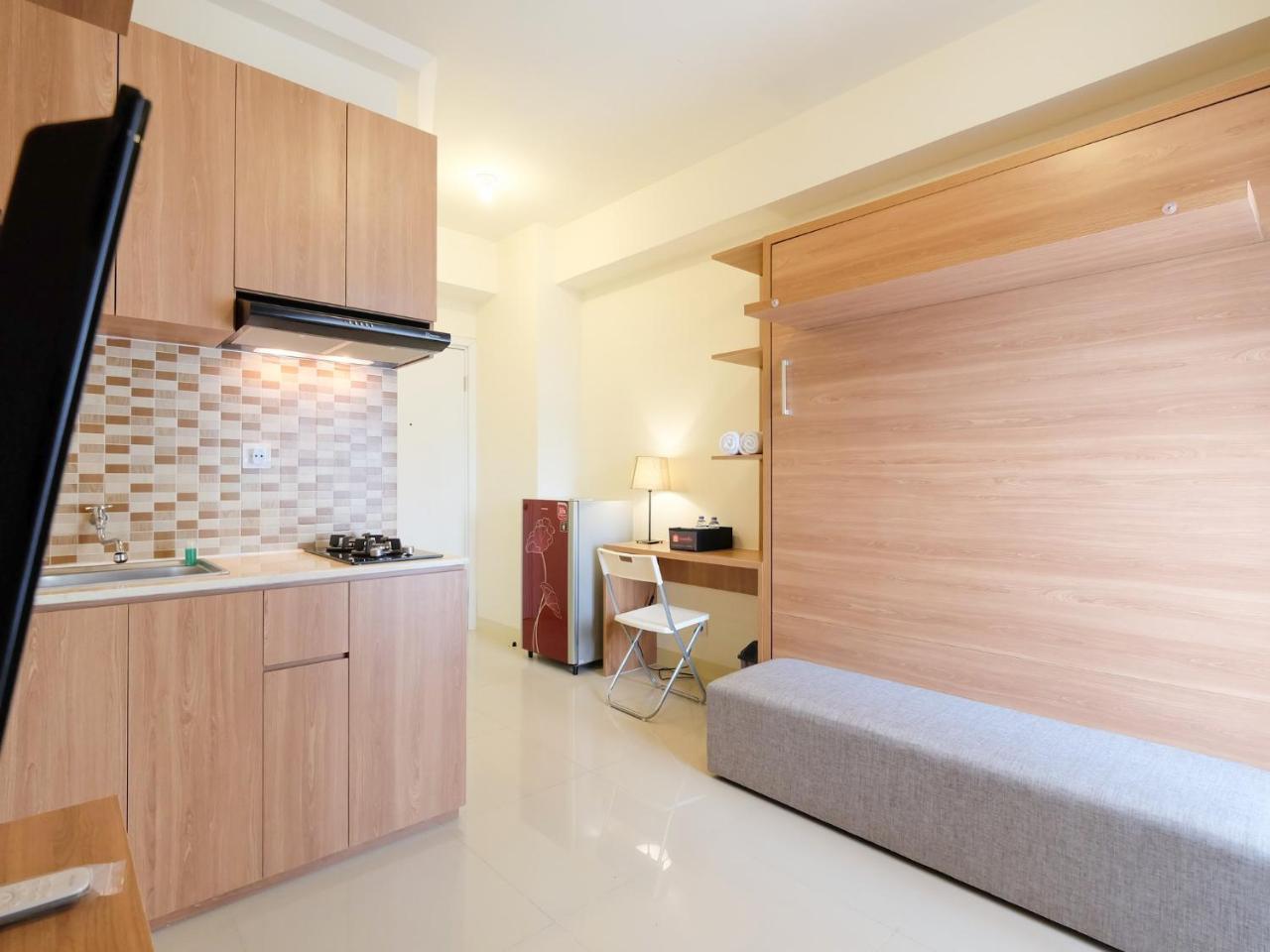 ג'קרטה Modern Studio At Green Pramuka City Apartment Near To Shopping Center By Travelio מראה חיצוני תמונה